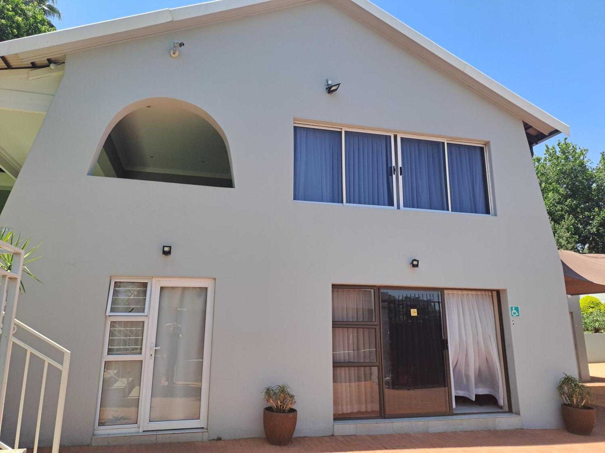 8 On Acacia Guesthouse Bedfordview Buitenkant foto