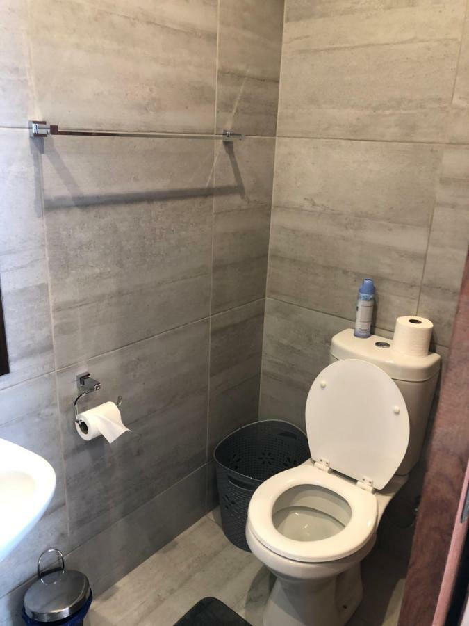 8 On Acacia Guesthouse Bedfordview Buitenkant foto